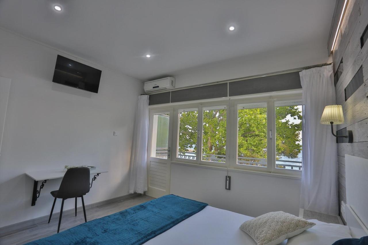 Guesthouse On The Beach บาชกาโวดา ภายนอก รูปภาพ